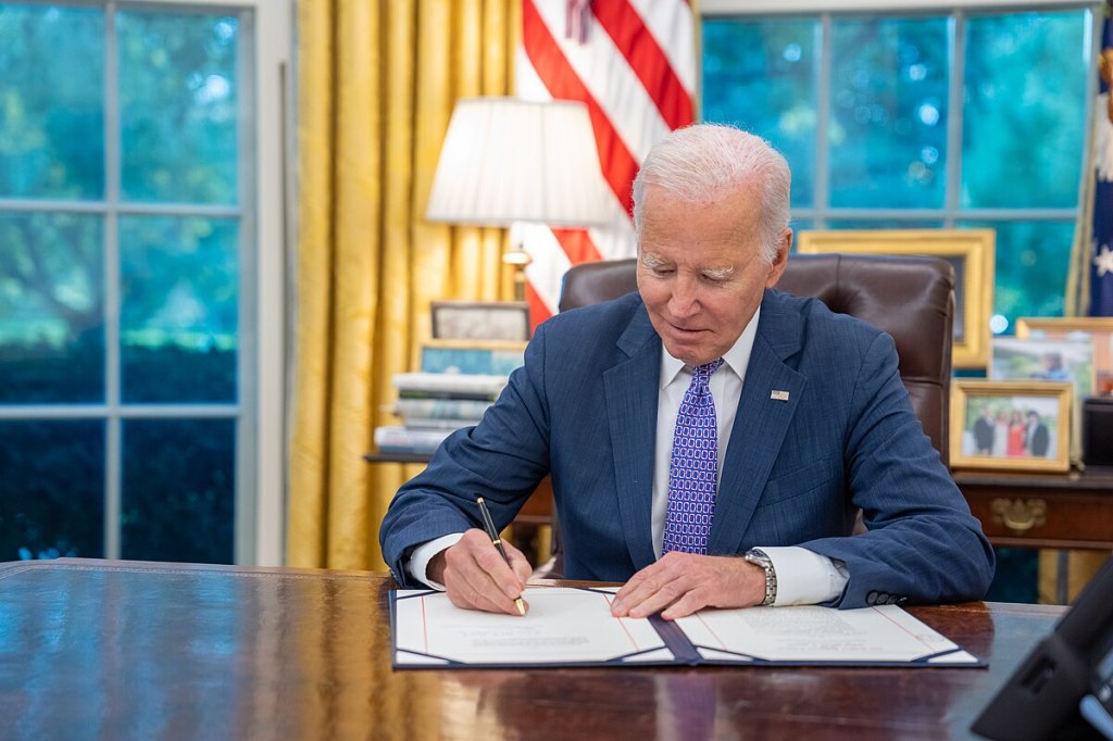 2024 Election Analysis: Trump holds razor-thin lead, RFK’s candidacy polls&nbsp;strongly.